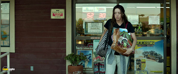 A still #28 from Ingrid Goes West (2017)