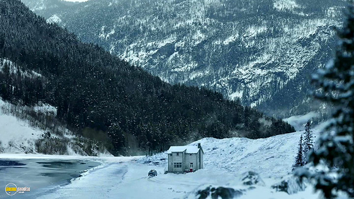 A still #8 from The Snowman (2017)