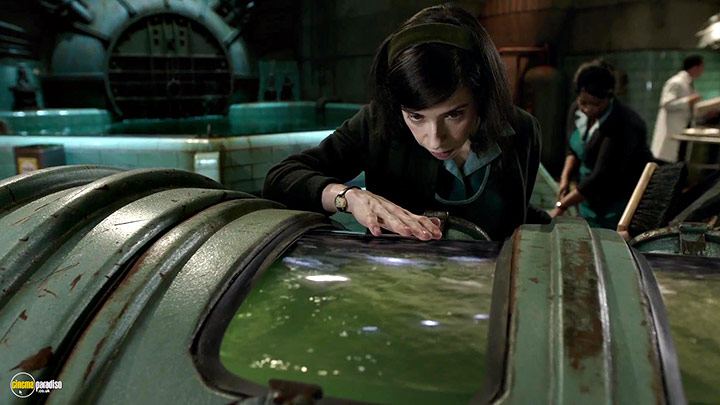 A still #12 from The Shape of Water (2017)