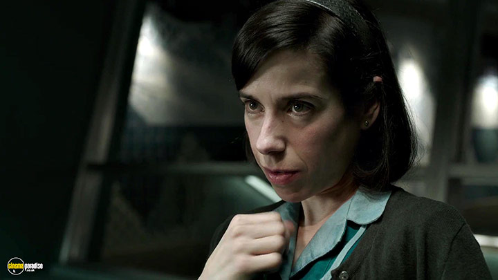 A still #10 from The Shape of Water (2017)