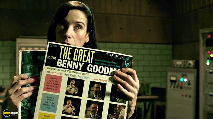 A still #3 from The Shape of Water (2017)
