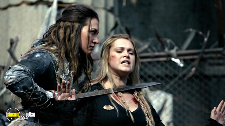 A still #17 from The 100: Series 4 (2017)