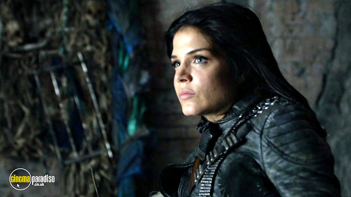 A still #14 from The 100: Series 4 (2017)
