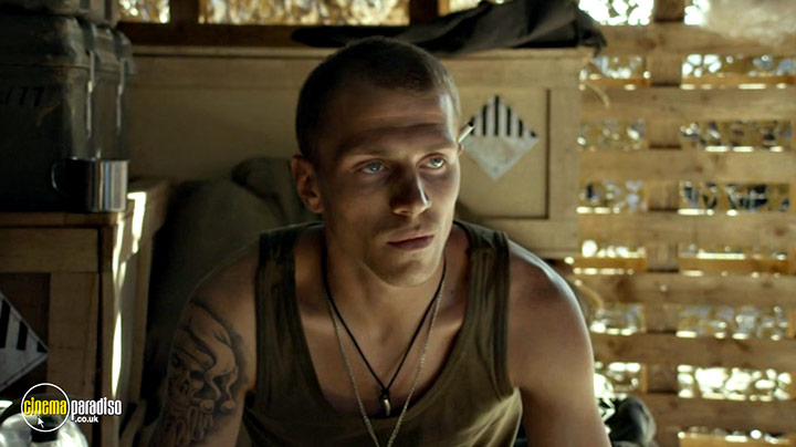 A still #20 from Neither Heaven Nor Earth (2015)