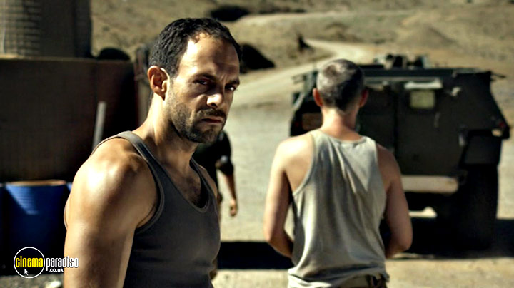 A still #2 from Neither Heaven Nor Earth (2015)
