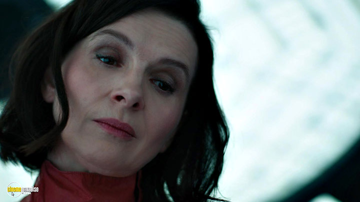 A still #14 from Ghost in the Shell (2017)