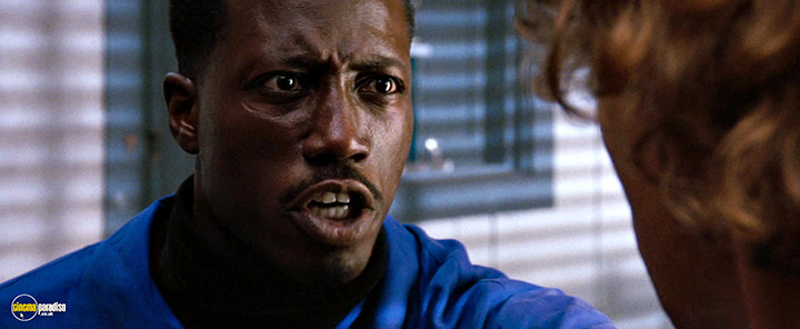 A still #4 from Passenger 57 (1992)