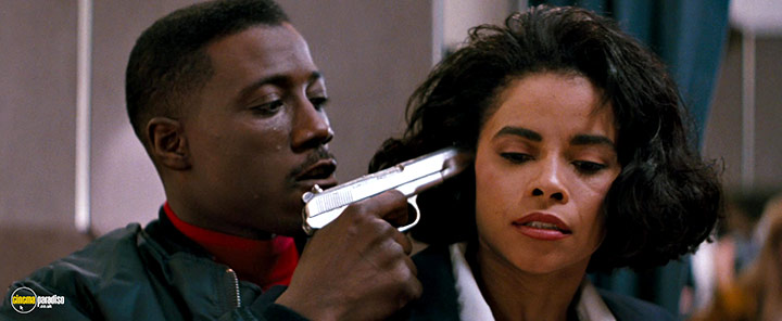 A still #7 from Passenger 57 (1992)