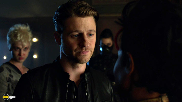A still #10 from Gotham: Series 3 (2016)