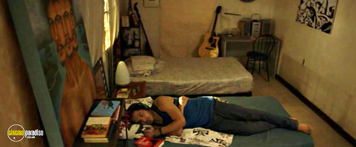 A still #15 from 4 Days (2016)