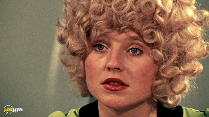 A still #22 from Eight Hours are Not a Day (1973)