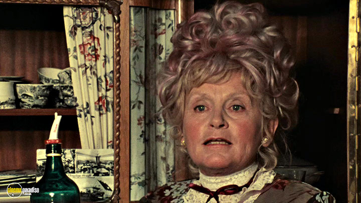A still #18 from Eight Hours are Not a Day (1973)