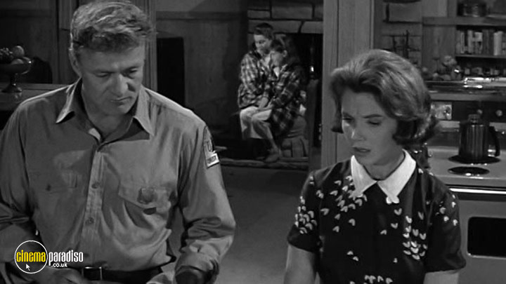 A still #3 from The Alfred Hitchcock Hour: Series 1 (1962)
