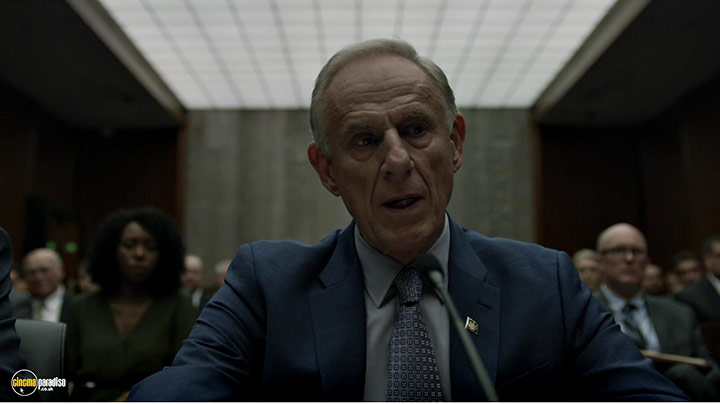 A still #25 from House of Cards: Series 5 (2017)