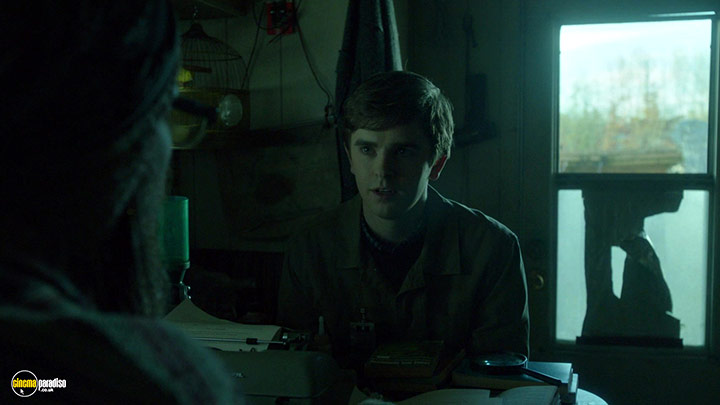 A still #10 from Bates Motel: Series 5 (2017)