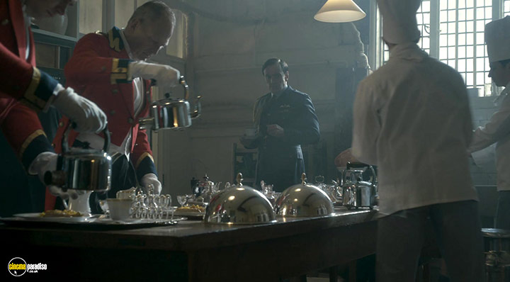 A still #35 from The Crown: Series 1 (2016)