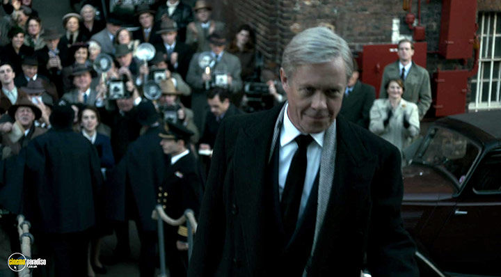 A still #6 from The Crown: Series 1 (2016)