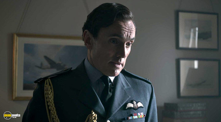 A still #3 from The Crown: Series 1 (2016)