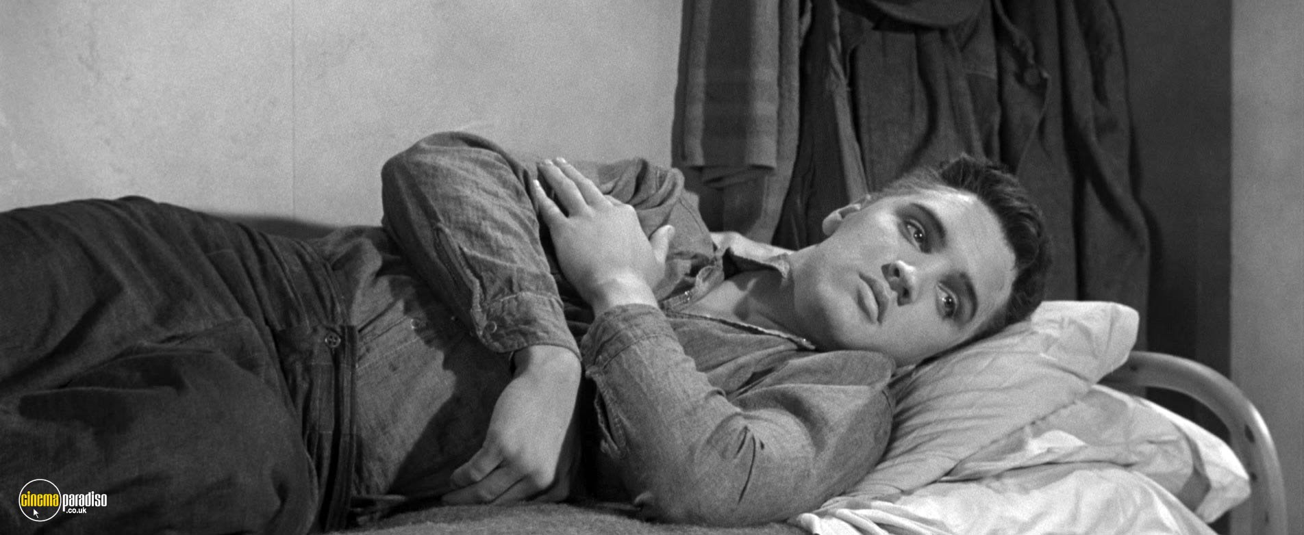 A still from Jailhouse Rock (1957) 