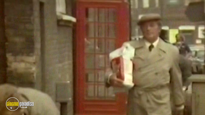A still #38 from The Amsterdam Kill (1977)