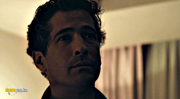 A still #24 from The Shadow Man (2017)