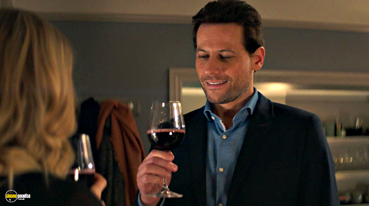 A still #31 from Liar (2017)