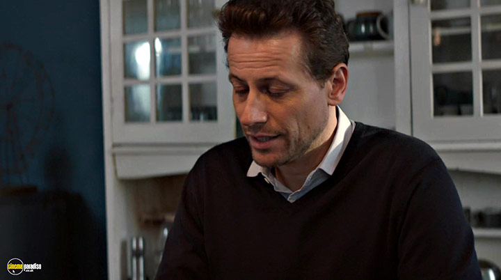 A still #8 from Liar (2017)