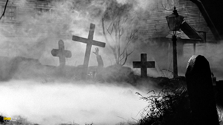 A still #20 from The City of the Dead (1960)