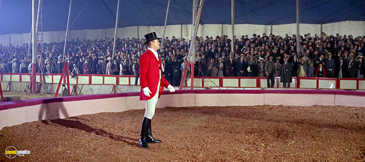 A still #38 from Magnificent Showman (1964)