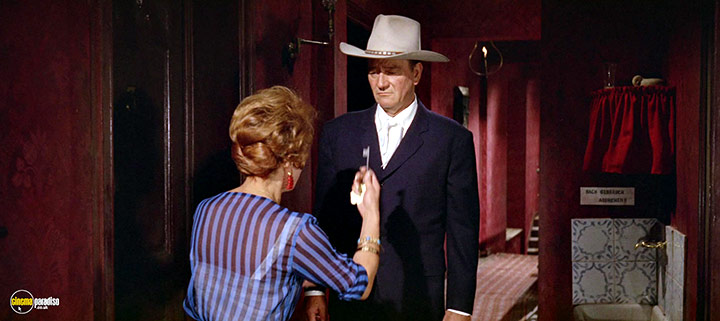 A still #37 from Magnificent Showman (1964)