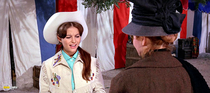 A still #34 from Magnificent Showman (1964)
