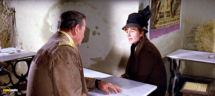 A still #32 from Magnificent Showman (1964)