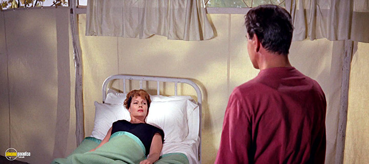 A still #24 from Magnificent Showman (1964)