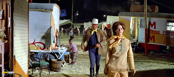 A still #17 from Magnificent Showman (1964)