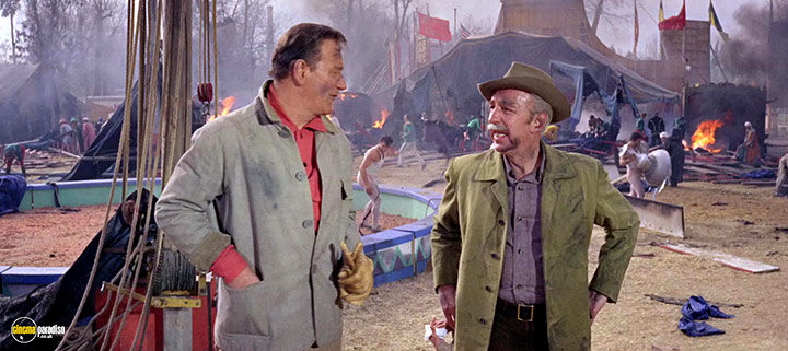 A still #13 from Magnificent Showman (1964)