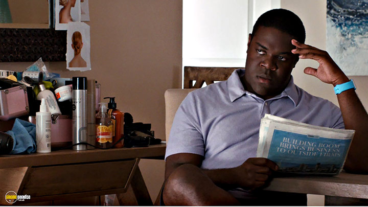 A still #21 from Mike and Dave Need Wedding Dates (2016)