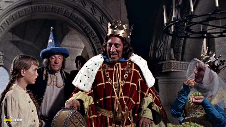 A still #100 from The 3 Worlds of Gulliver (1960)