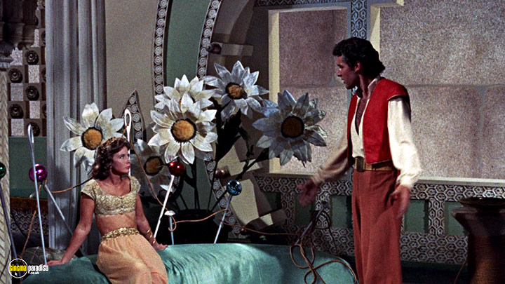 A still #108 from The 3 Worlds of Gulliver (1960)