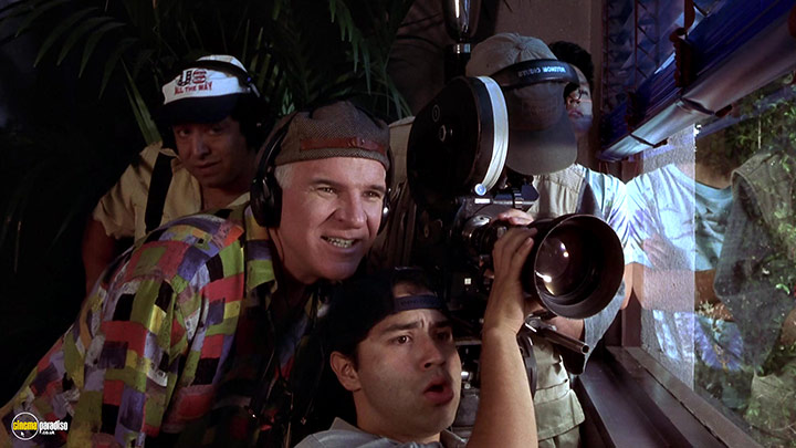 A still #18 from Bowfinger (1999)