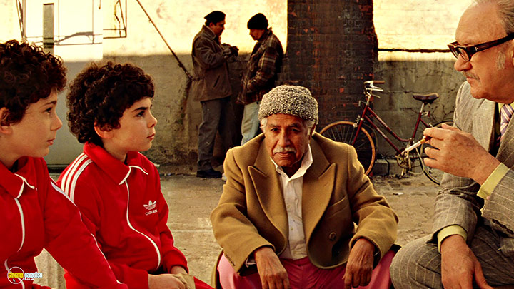 A still #43 from The Royal Tenenbaums (2001)