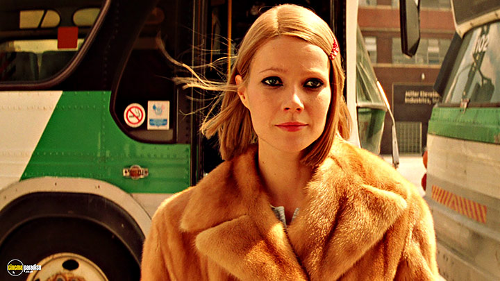 A still #6 from The Royal Tenenbaums (2001)