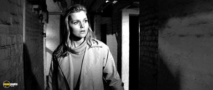A still #3 from Bunny Lake Is Missing (1965)