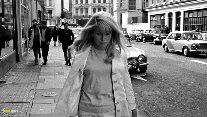 A still #4 from Repulsion (1965)