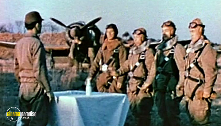 A still #7 from Kamikaze: In Colour (2001)