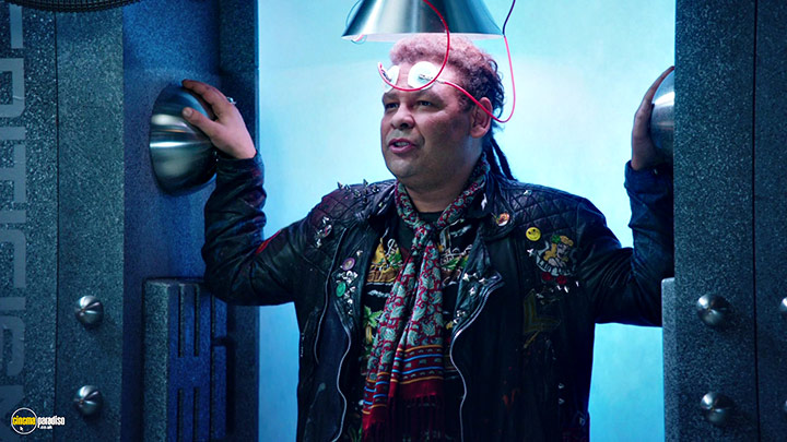 A still #30 from Red Dwarf: Series 12 (2017)