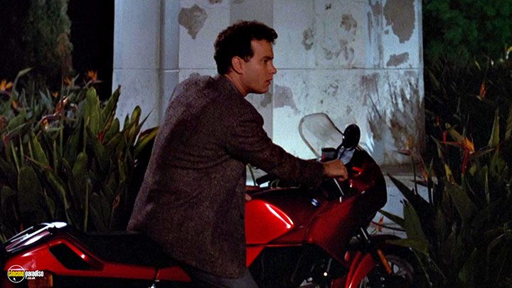A still #25 from Dragnet (1987)