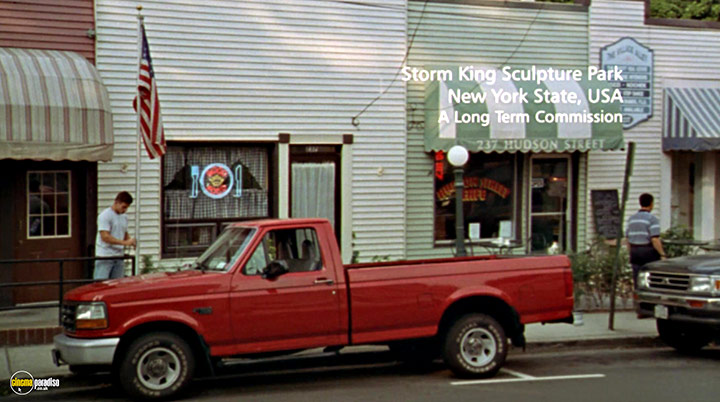 A still #16 from Rivers and Tides (2001)