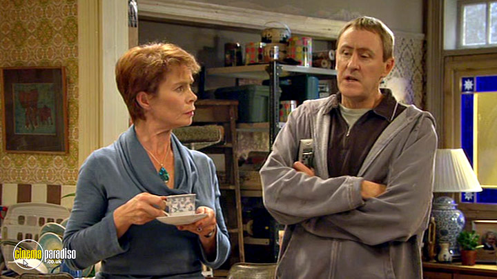 A still #36 from After You've Gone: Series 1 (2007)