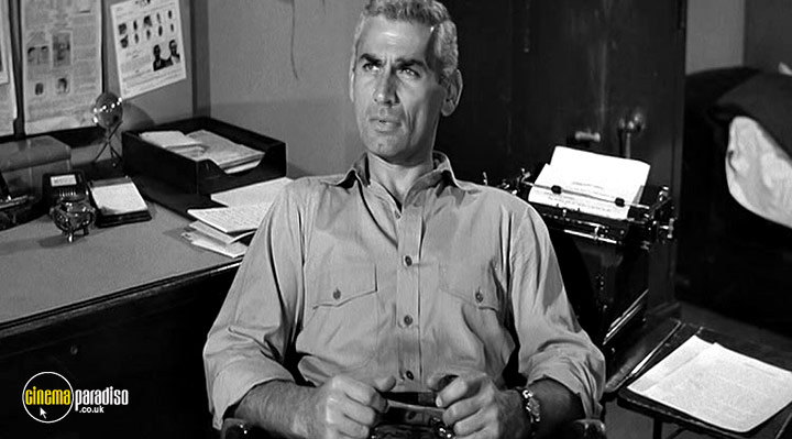 A still #27 from Man in the Shadow (1957)