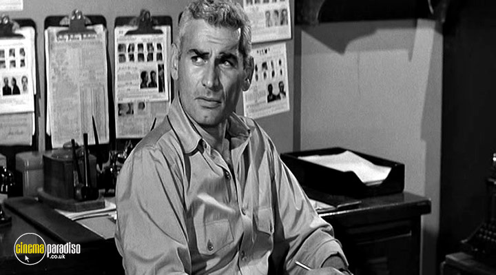 A still #1 from Man in the Shadow (1957)